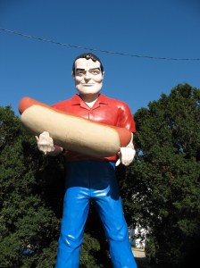 Giant man w hot dog